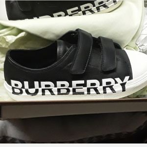 Burberry kids shoes